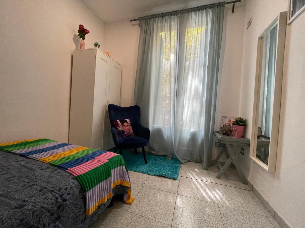 Plaza Universidad Rooms บาร์เซโลนา ภายนอก รูปภาพ