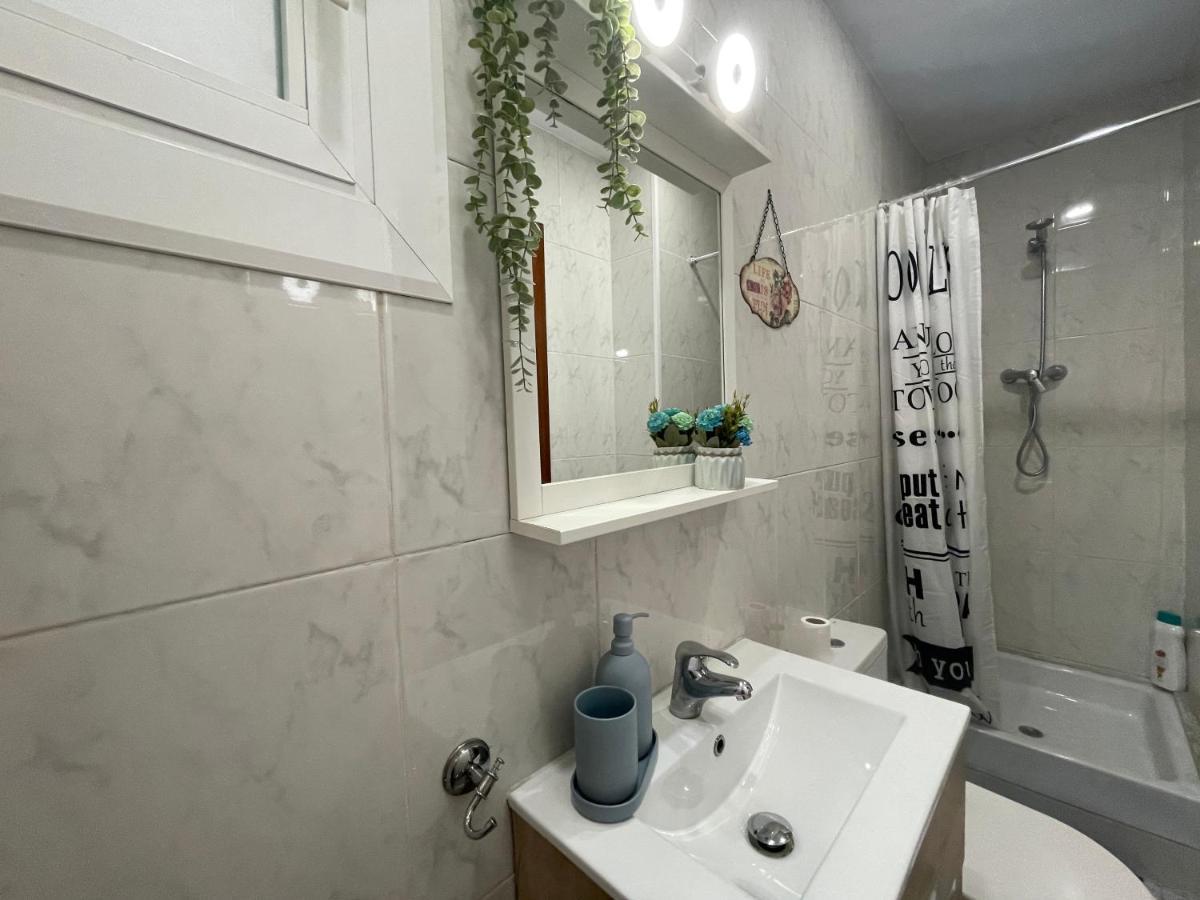 Plaza Universidad Rooms บาร์เซโลนา ภายนอก รูปภาพ