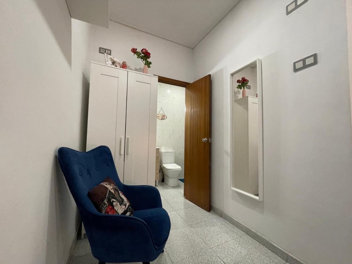 Plaza Universidad Rooms บาร์เซโลนา ภายนอก รูปภาพ