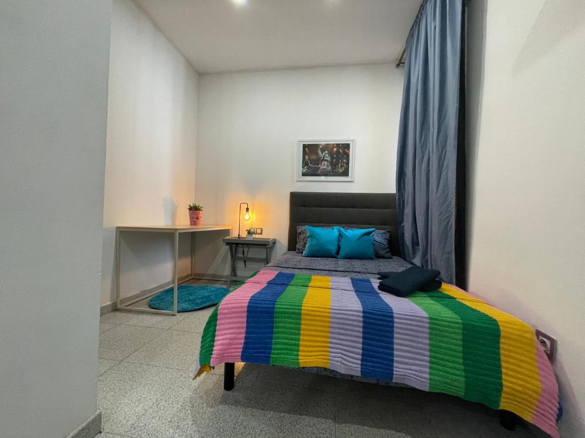 Plaza Universidad Rooms บาร์เซโลนา ภายนอก รูปภาพ