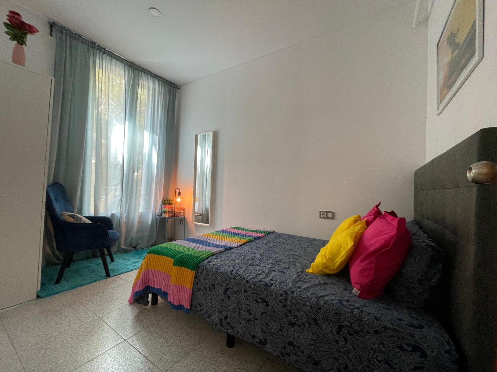 Plaza Universidad Rooms บาร์เซโลนา ภายนอก รูปภาพ